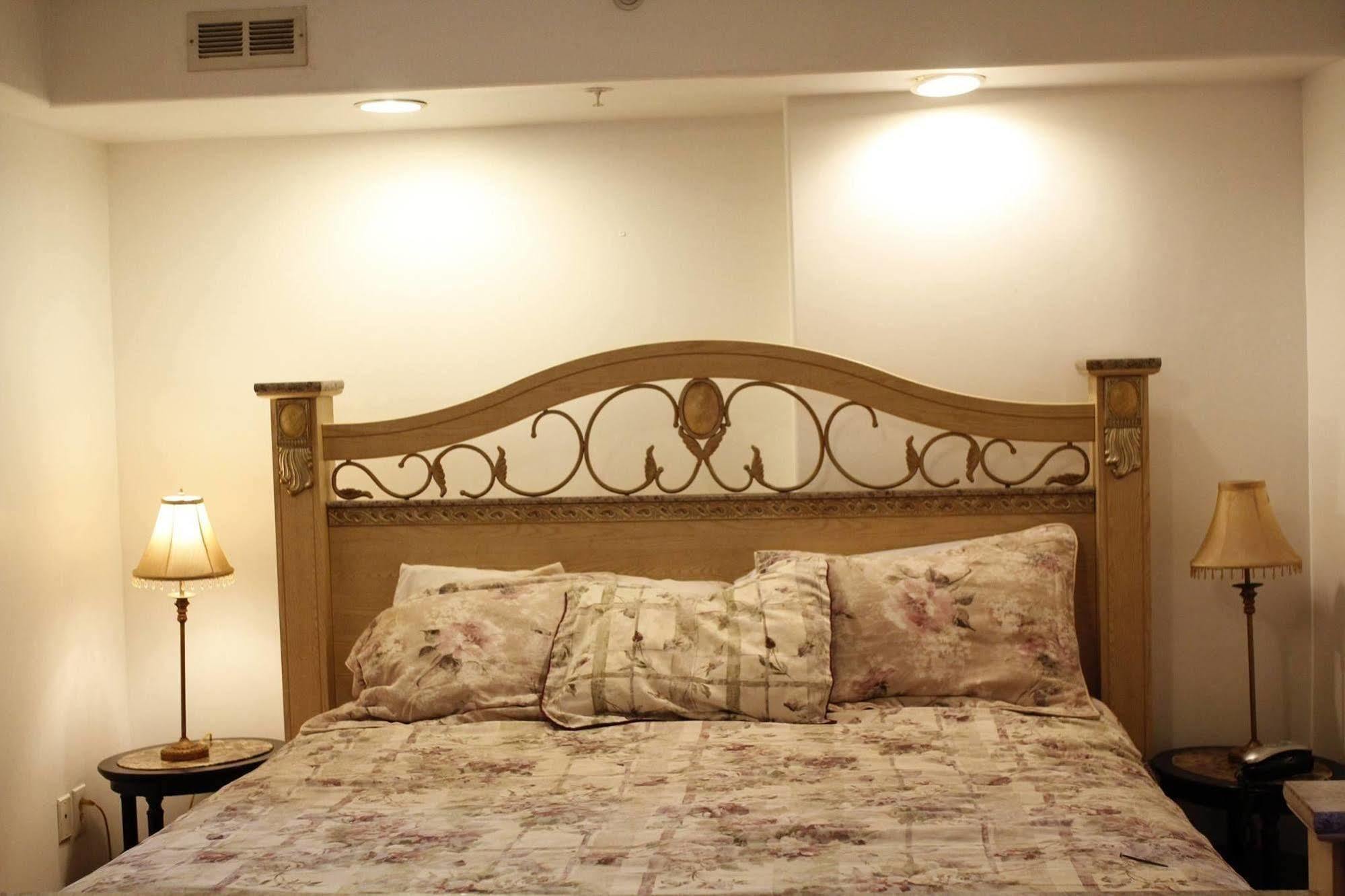 7 Gables Inn & Suites Φέρμπανκς Εξωτερικό φωτογραφία